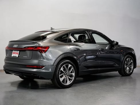 Used 2021 Audi e-tron Premium Plus w/ Premium Plus Package AWD/4WD image 3