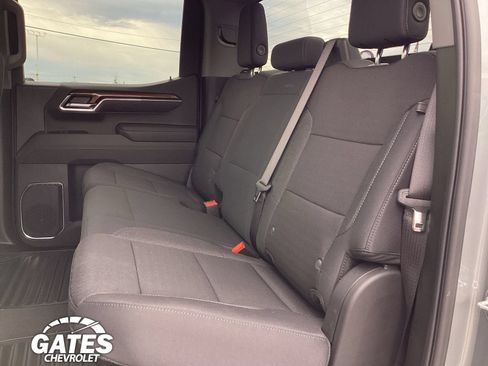 Used 2025 Chevrolet Silverado 1500 LT AWD/4WD image 11