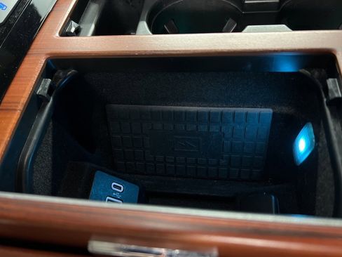 Used 2020 Lincoln Navigator Reserve w/ Luxury Package image 16