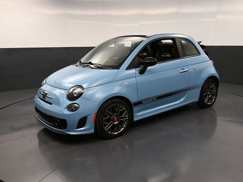 Used 2017 FIAT 500 Abarth w/ Popular Equipment Package FWD image 33