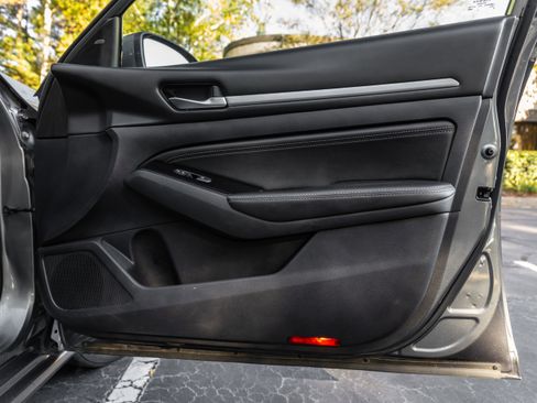 Used 2020 Nissan Altima 2.5 SL image 26