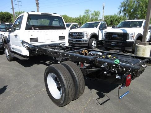 New 2025 Ford F450 XL image 2