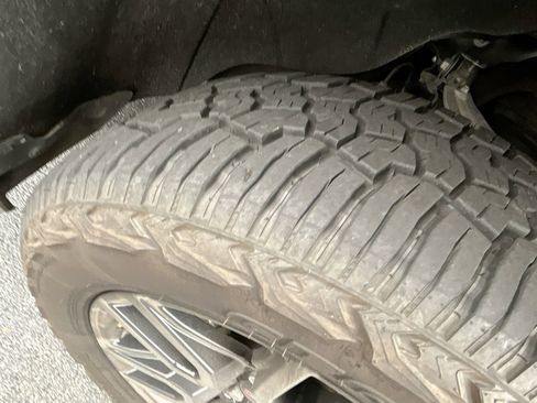 Used 2021 GMC Sierra 1500 Elevation w/ X31 Off-Road Package image 14