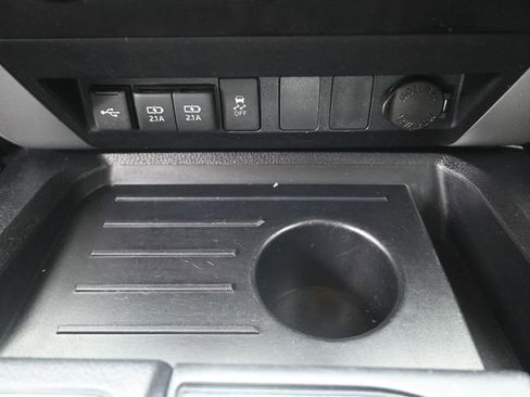 Used 2021 Toyota Tundra SR5 w/ Trail Edition image 9