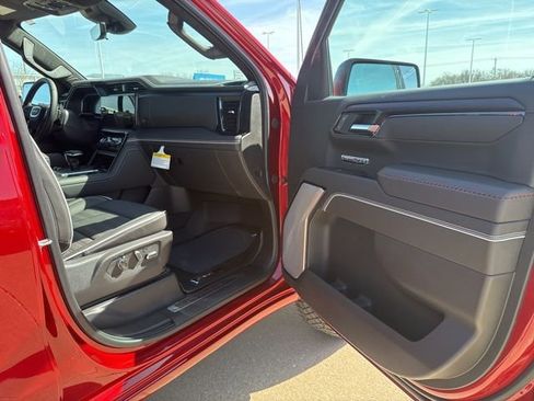 New 2026 GMC Sierra 1500 AT4X w/ LPO, Black Badging Package AWD/4WD image 52