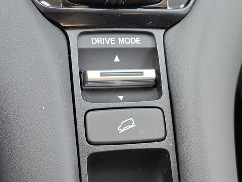 New 2026 Honda HR-V LX image 33