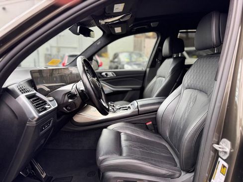 Used 2024 BMW ALPINA XB7 AWD/4WD image 20