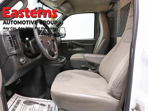 Used 2020 GMC Savana 3500 w/ Driver Convenience Package RWD image 14