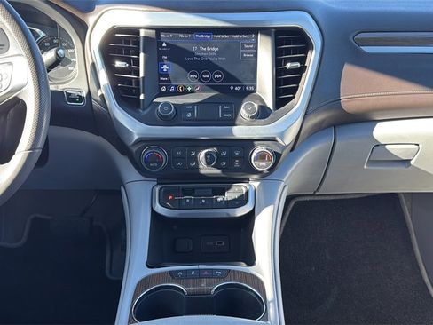 Used 2022 GMC Acadia SLE w/ Driver Convenience Package image 15