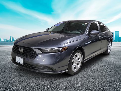 Certified 2025 Honda Accord LX image 2