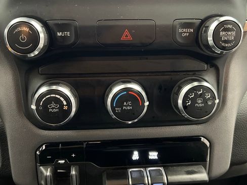 Used 2024 RAM 2500 Big Horn image 45