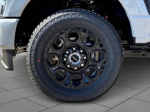 New 2026 Ford F250 XLT w/ XLT Premium Package AWD/4WD image 11