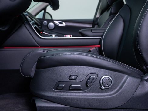 New 2026 Genesis GV80 2.5T Prestige AWD/4WD image 19