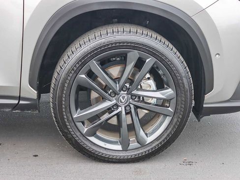 Certified 2025 Lexus NX 450h+ Luxury image 9