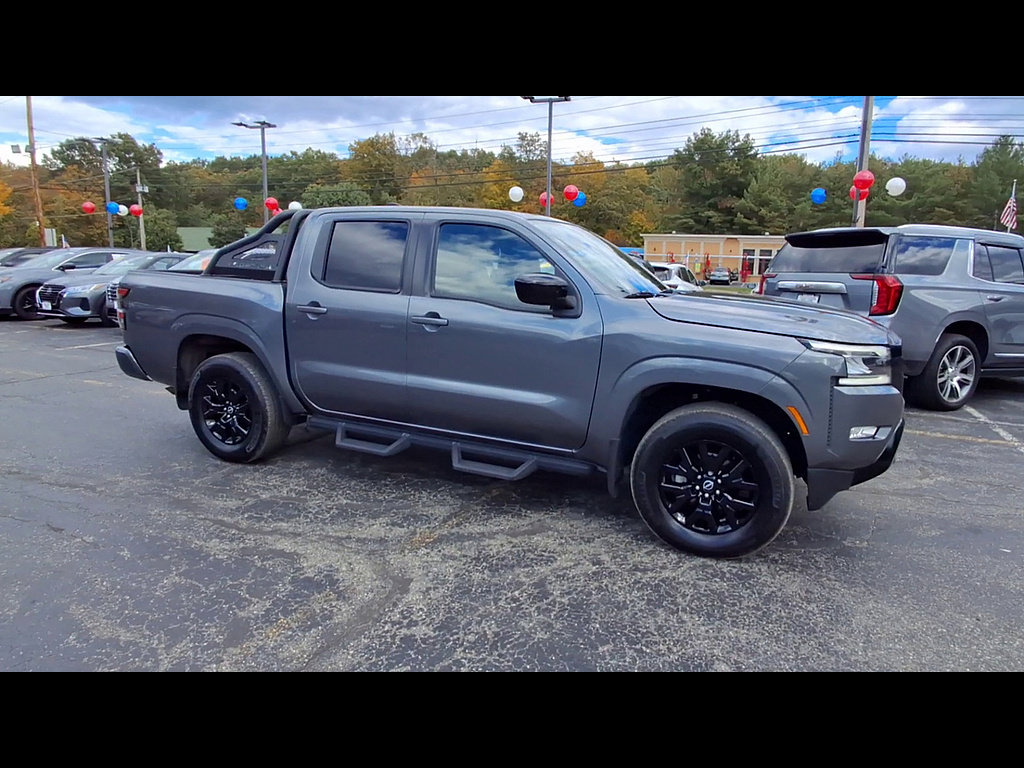 Certified 2023 Nissan Frontier SV w/ Midnight Edition Package AWD/4WD image 2