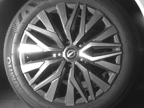 Used 2025 Nissan Altima 2.5 SV FWD image 15