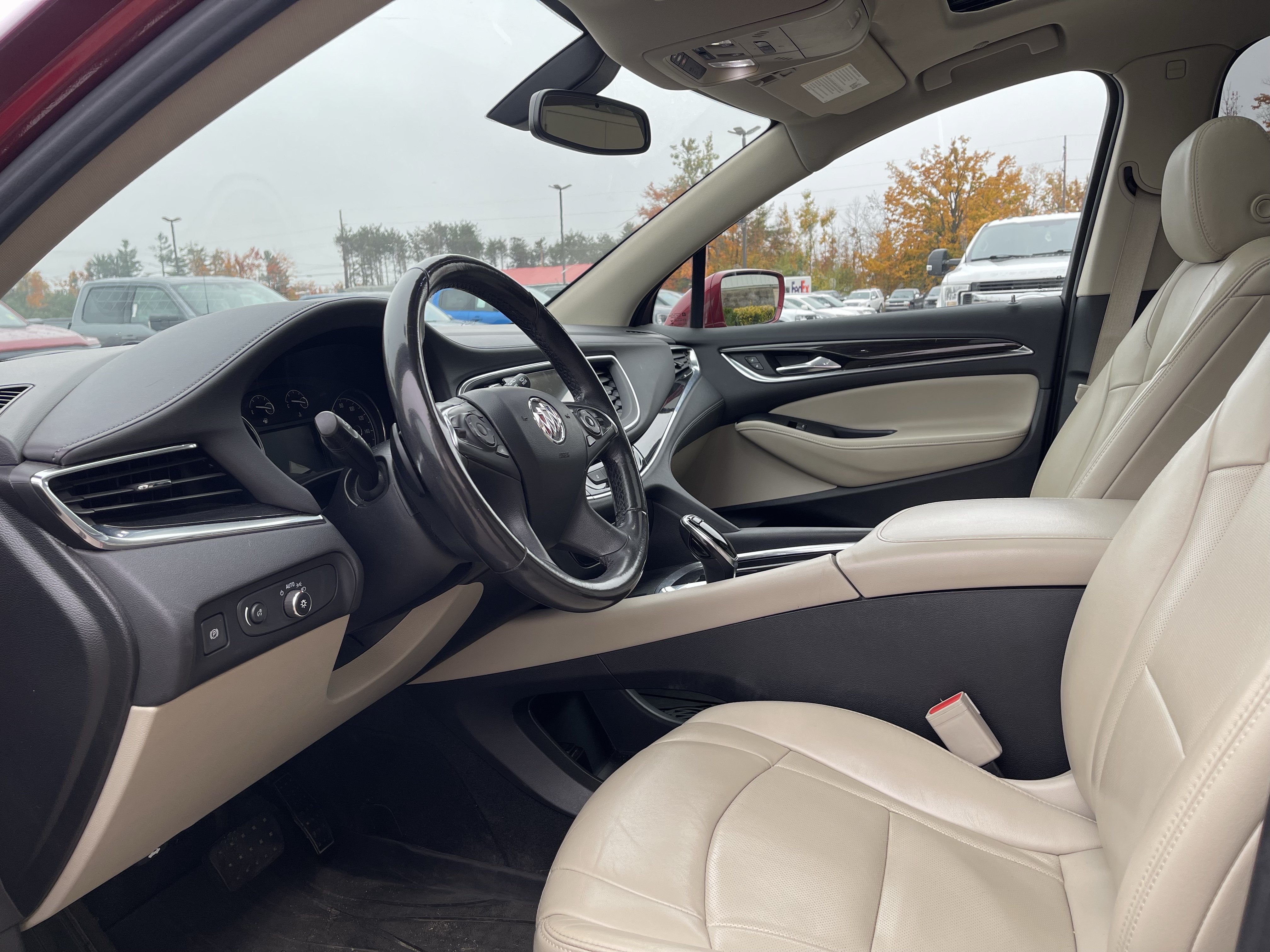 Used 2020 Buick Enclave Essence w/ Sound and Sites Package AWD/4WD image 10