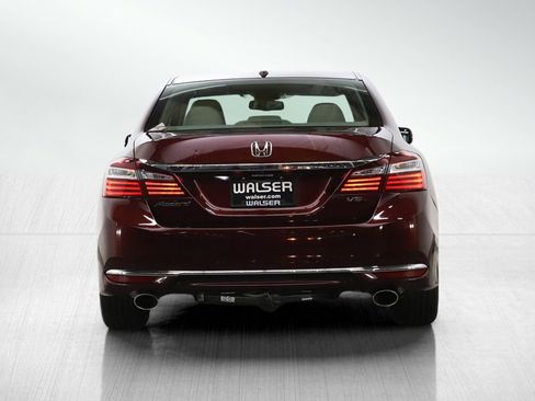 Used 2016 Honda Accord EX-L image 4