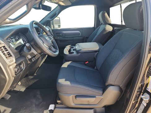 New 2026 RAM 3500 Tradesman AWD/4WD image 12