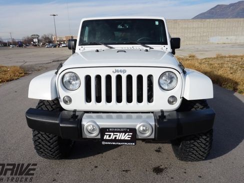Used 2015 Jeep Wrangler Unlimited Sahara w/ Connectivity Group image 2