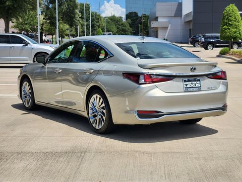 Certified 2023 Lexus ES 300h Ultra Luxury w/ Accessory Package (Z2) FWD image 5