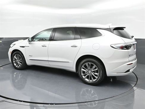 Used 2024 Buick Enclave Avenir w/ Avenir Technology Package AWD/4WD image 33