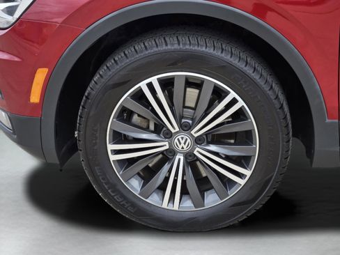 Used 2019 Volkswagen Tiguan SEL FWD image 39