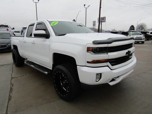 Used 2019 Chevrolet Silverado 1500 LT w/ All Star Edition image 2