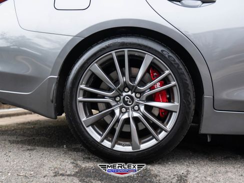 Used 2018 INFINITI Q50 Red Sport 400 w/ Sensory Package (Sport) image 11