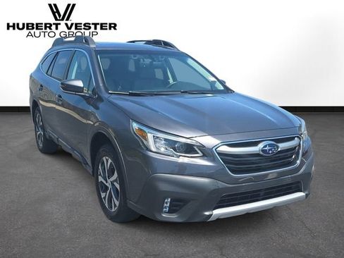 Used 2022 Subaru Outback Limited AWD/4WD image 4