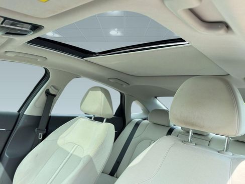 Used 2023 Hyundai Sonata SEL w/ Convenience Package image 15