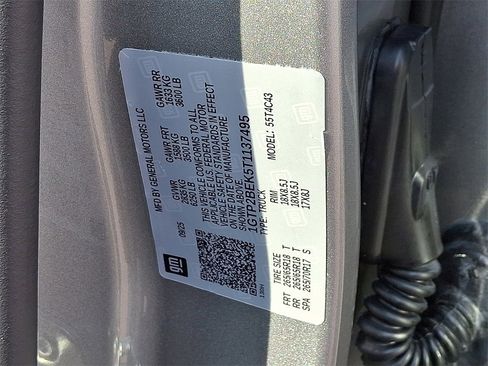 New 2026 GMC Canyon Elevation w/ Convenience Package image 14