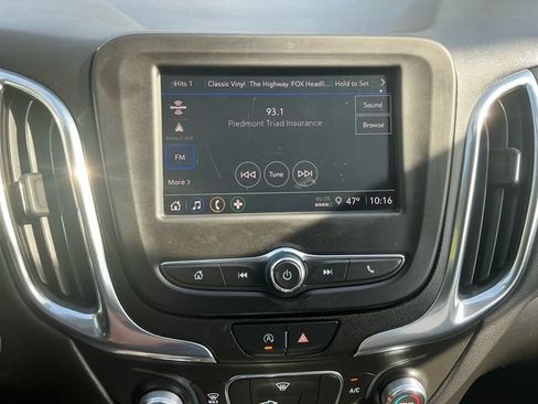 Used 2022 Chevrolet Equinox LT AWD/4WD image 21