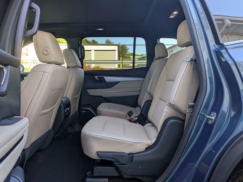 New 2026 Buick Enclave Preferred w/ Power Package image 10