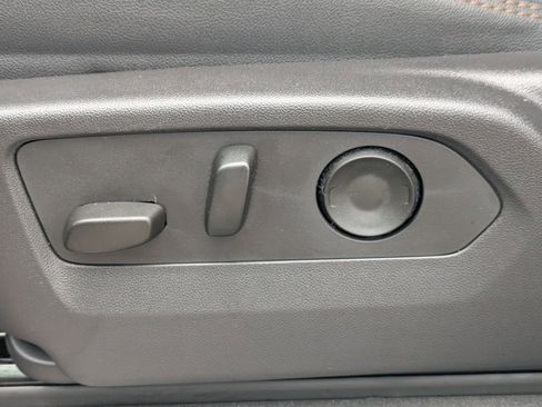 Used 2024 GMC Sierra 1500 AT4 w/ AT4 Premium Package image 20