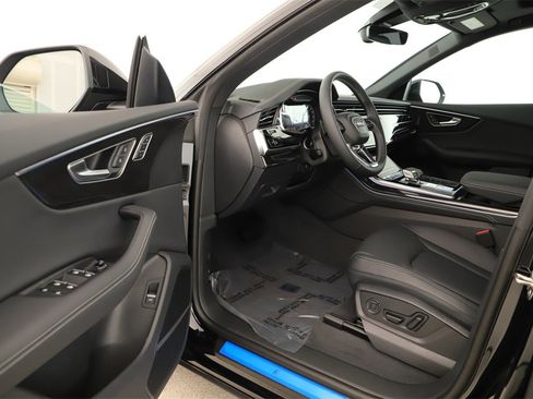 New 2026 Audi Q8 Premium Plus image 14
