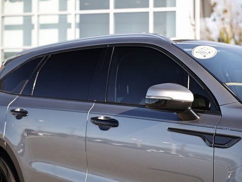 Used 2023 Kia Sorento EX image 4