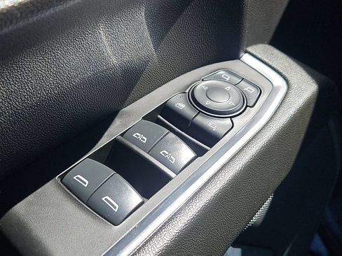 Certified 2025 GMC Sierra 1500 SLT AWD/4WD image 27