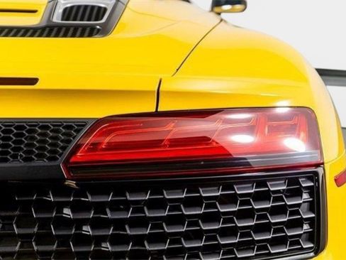 Used 2023 Audi R8 V10 performance image 22