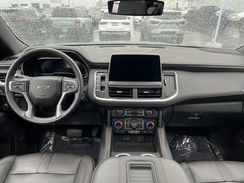 Certified 2024 Chevrolet Suburban RST w/ Luxury Package image 9