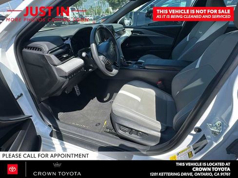 Used 2026 Toyota Camry SE FWD image 7