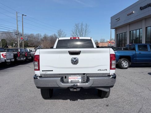 Used 2024 RAM 3500 Big Horn image 8