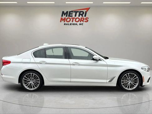 Used 2019 BMW 530i w/ Convenience Package image 4