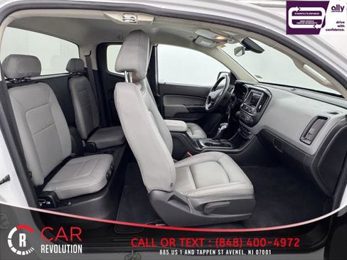 Used 2022 Chevrolet Colorado W/T w/ WT Convenience Package image 38