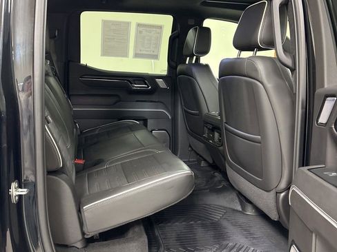 Used 2024 GMC Sierra 1500 AT4X w/ AT4X AEV Edition image 37