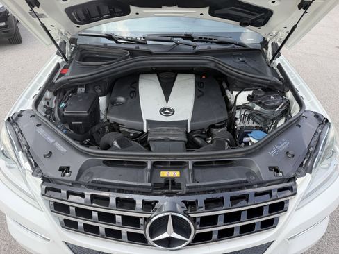 Used 2012 Mercedes-Benz ML 350 BlueTEC 4MATIC image 11