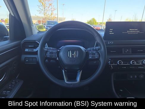 Certified 2026 Honda Pilot Touring image 16