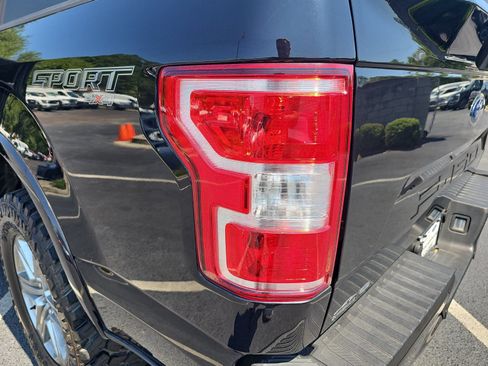 Used 2018 Ford F150 XLT w/ Equipment Group 302A Luxury AWD/4WD image 32