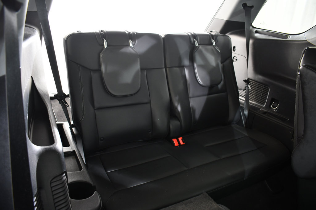Used 2023 Ford Explorer XLT w/ Equipment Group 202A AWD/4WD image 20