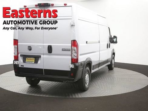 Used 2025 RAM ProMaster 2500 w/ Convenience Group FWD image 39